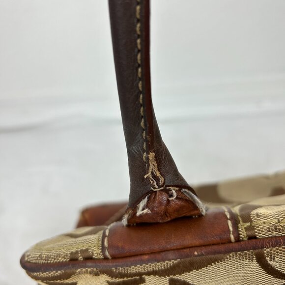 Vintage COACH Hamptons Signature Classic Logo Bag Satchel - Picture 11 of 16